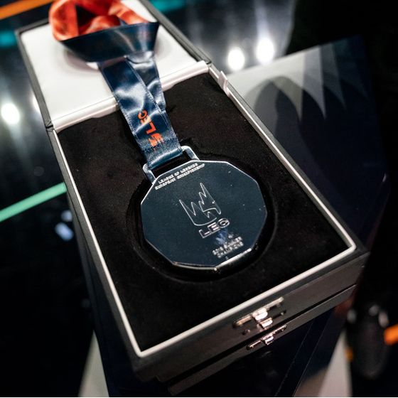 Makers-of-the-League-of-Legends-European-Championship-Medal